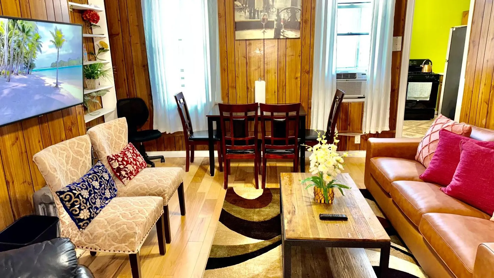 Lic, Next To Manhattan, 3 Bedroom Cozy Apt 뉴욕
